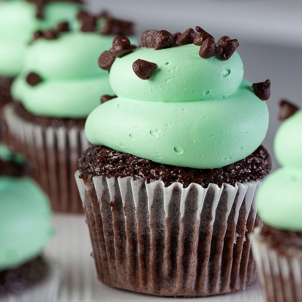 Mint Chocolate Chip Vegas Cupcake Cupcake Freed's Bakery 