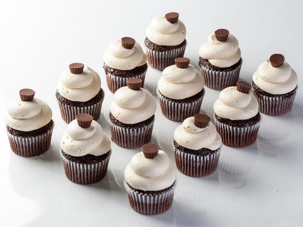 Chocolate Peanut Butter Cupcake Cupcake Freed's Bakery 